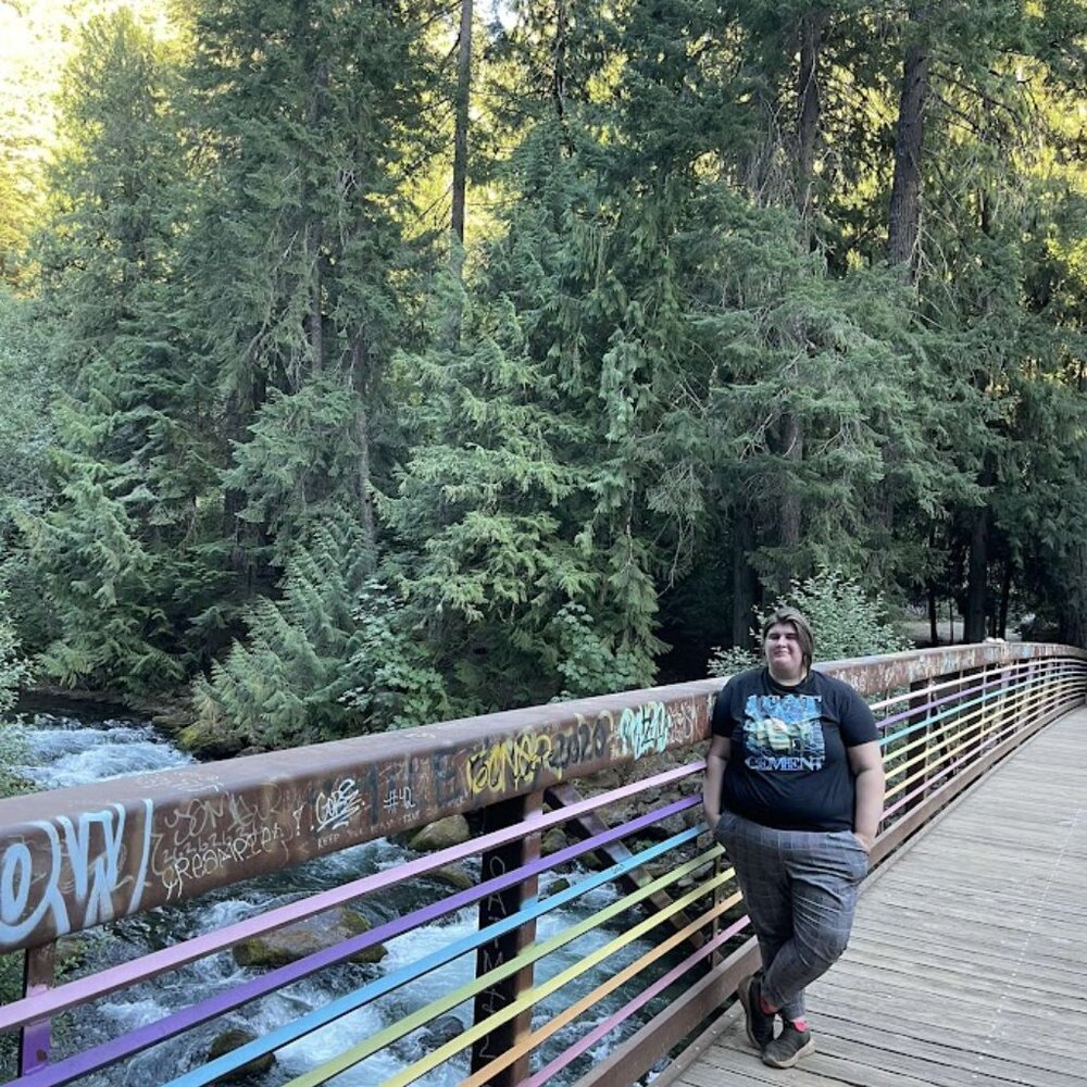 Meet your Posher, Julie